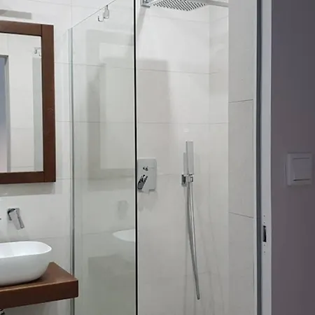 Boutique 109 - Old City, Luxury Apt. With A Garage 크라쿠프